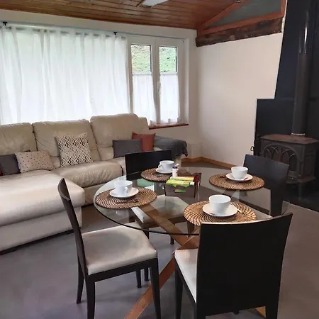 Antzomendi 公寓